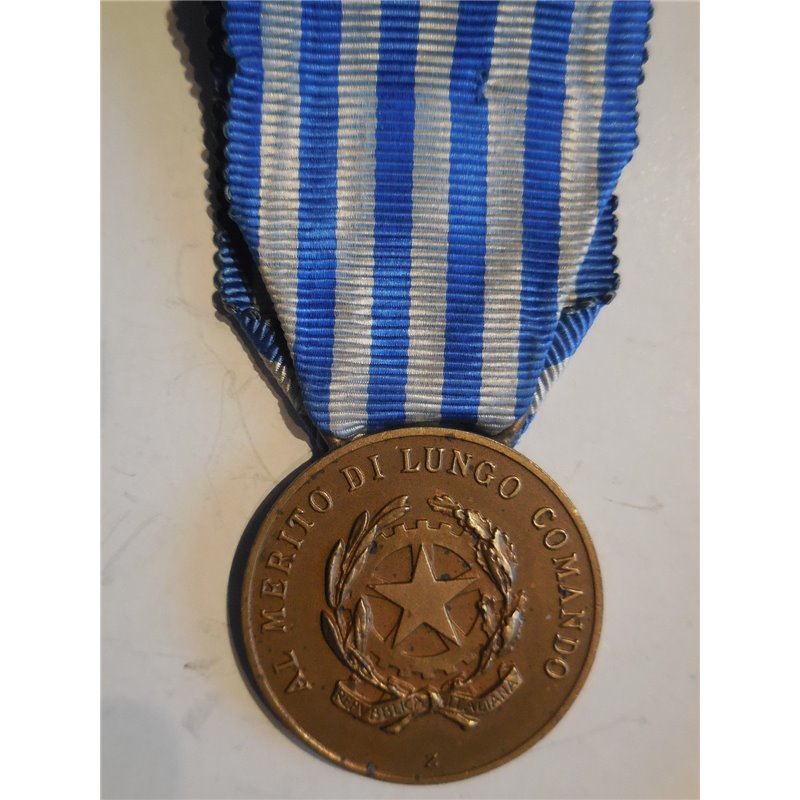 medaglia al merito di lungo comando nella Guardia di Finanza