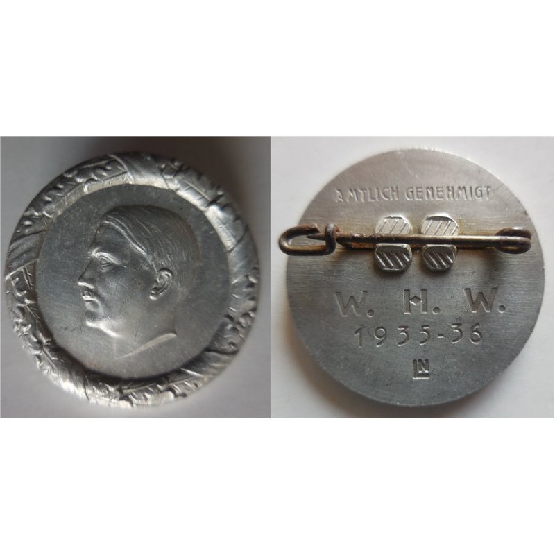 Distintivo di propaganda nazista con Hitler 1935-36