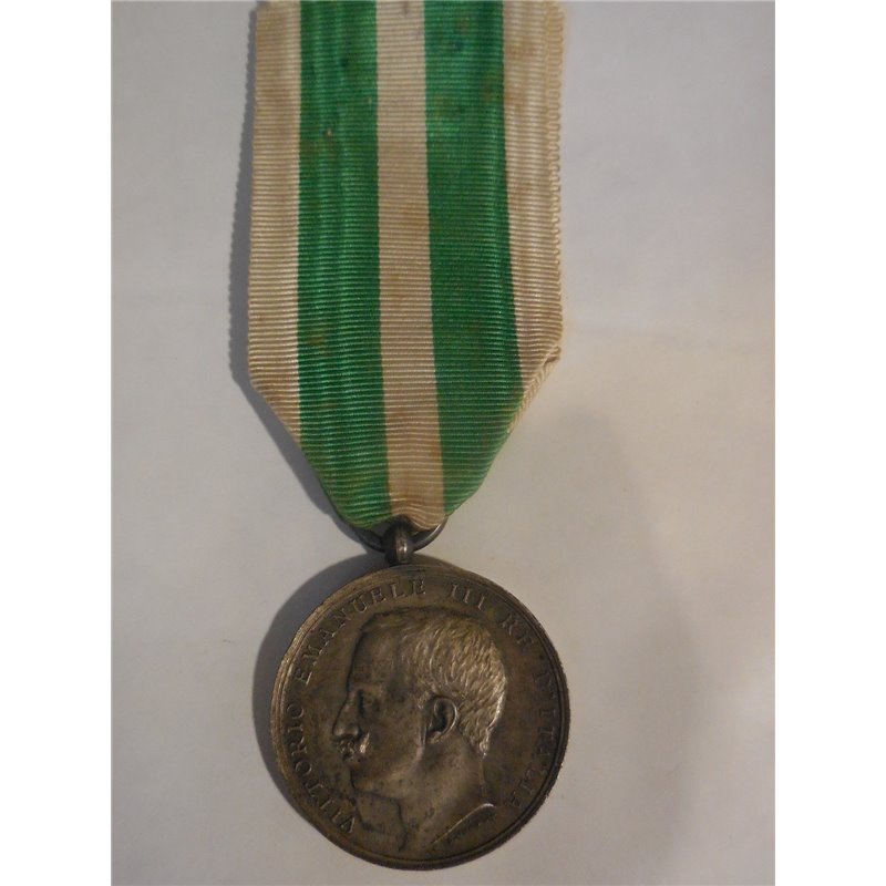 Medaglia a ricordo del terremoto Calabro-Siculo 1908