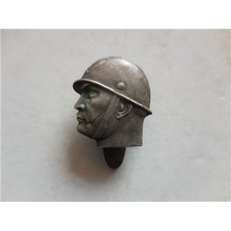 Distintivo di propaganda con Mussolini 