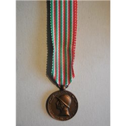 medaglia mignon per la vittoria della Grande Guerra 1915 1918