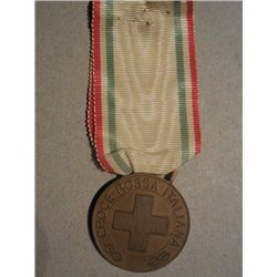 Medaglia al merito della croce Rossa CRI 2