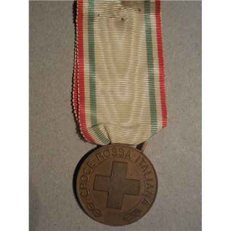 Medaglia al merito della croce Rossa CRI