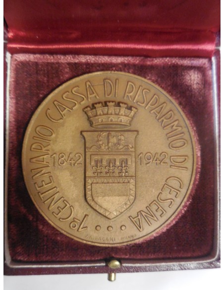Medaglia centenario cassa di risparmio Cesena 1842 1942 in astuccio